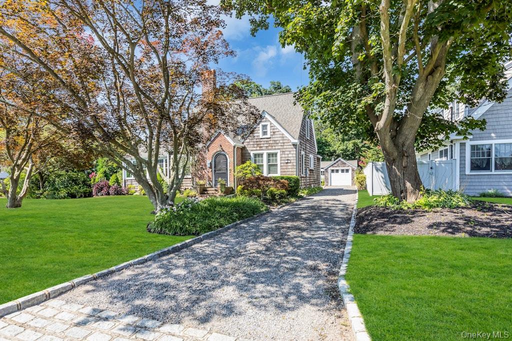 32 Paumanake Road, Blue Point, NY 11715