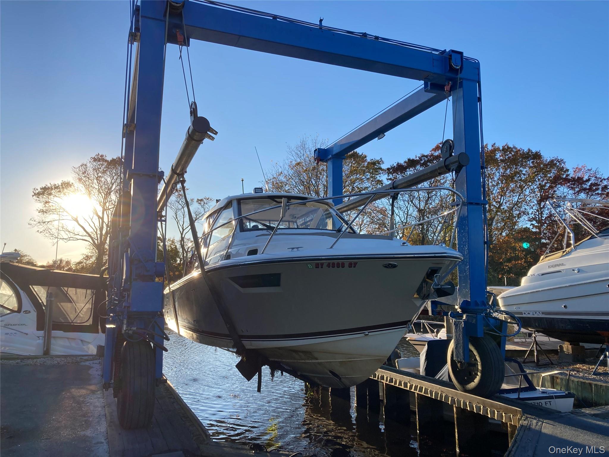 24 Cottage Avenue, Bay Shore, NY 11706