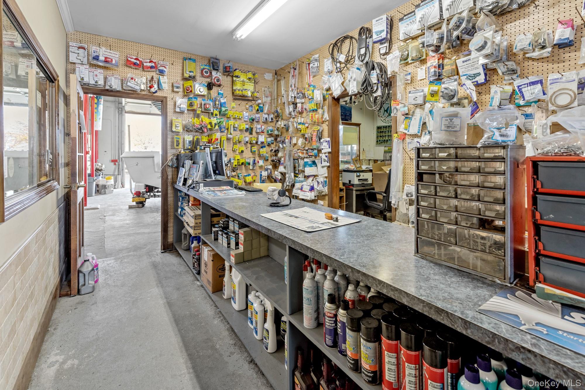 24 Cottage Avenue, Bay Shore, NY 11706