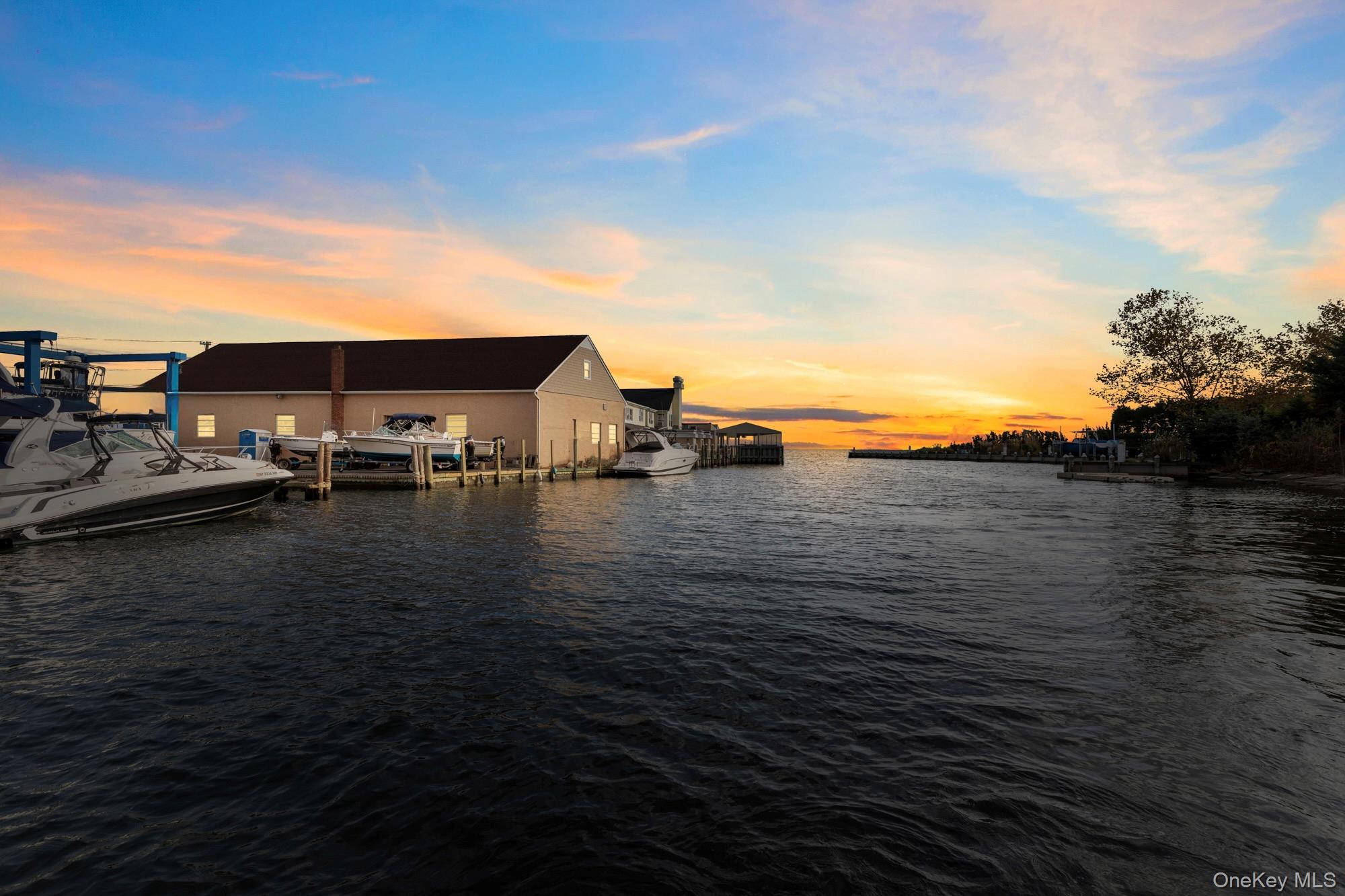 24 Cottage Avenue, Bay Shore, NY 11706