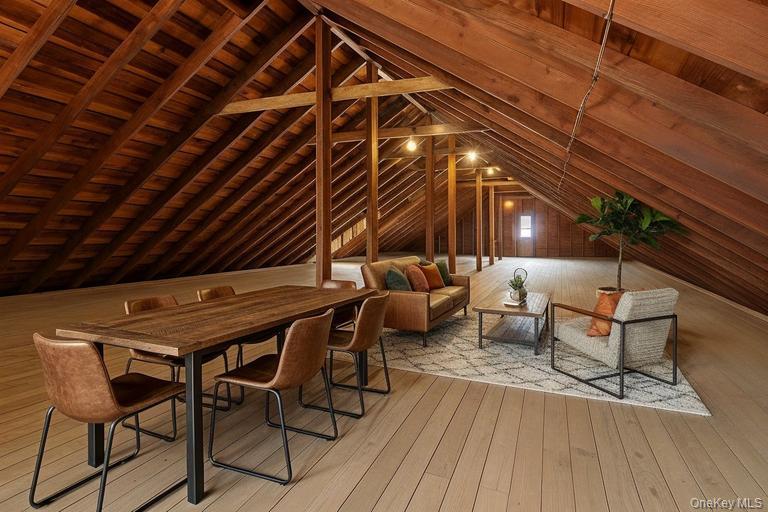 24 Cottage Avenue, Bay Shore, NY 11706