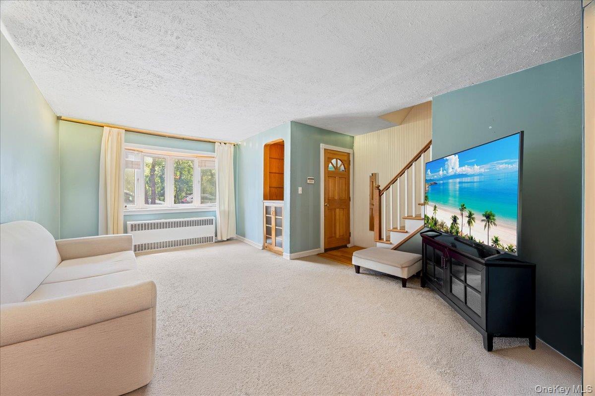 1926 Hutchinson River Parkway E # E, Bronx, NY 10461