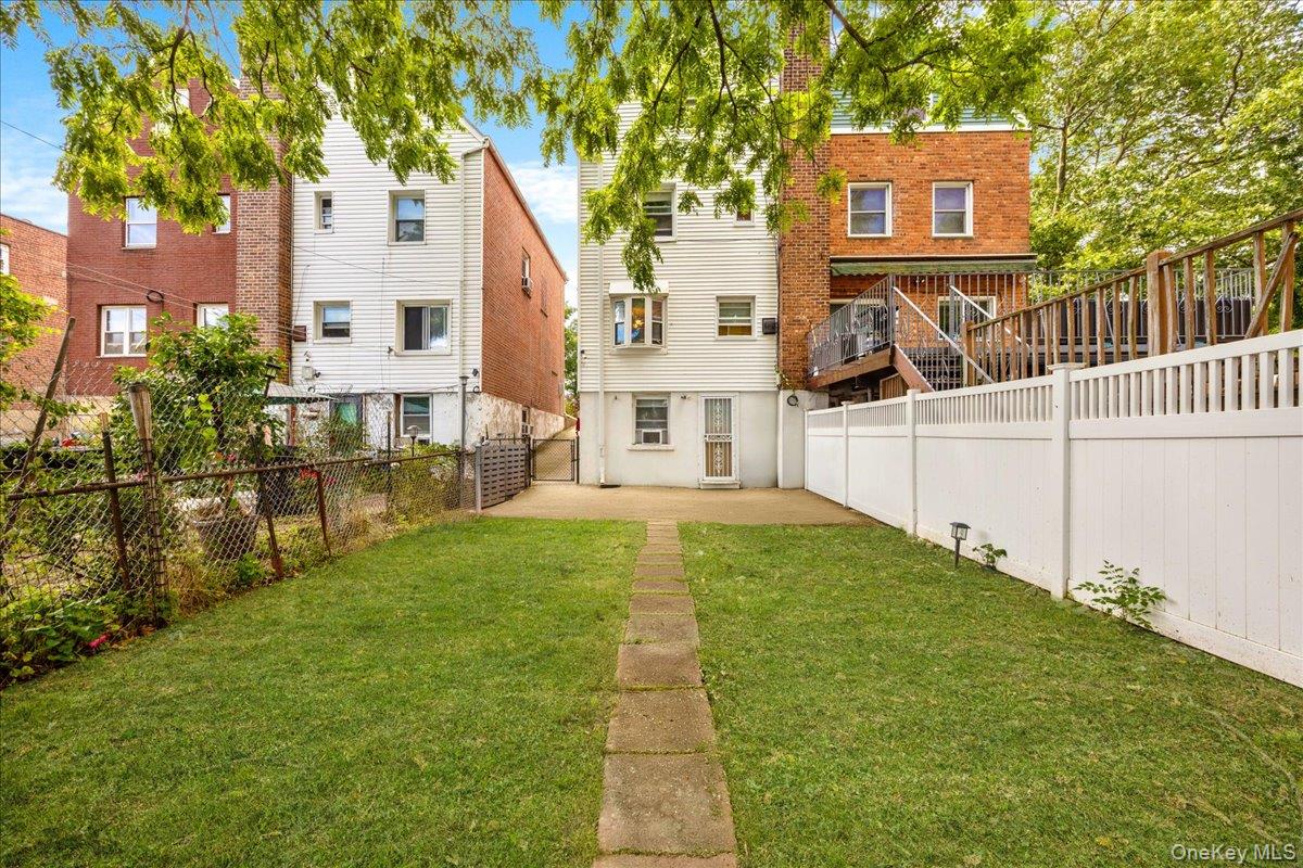 1926 Hutchinson River Parkway E # E, Bronx, NY 10461