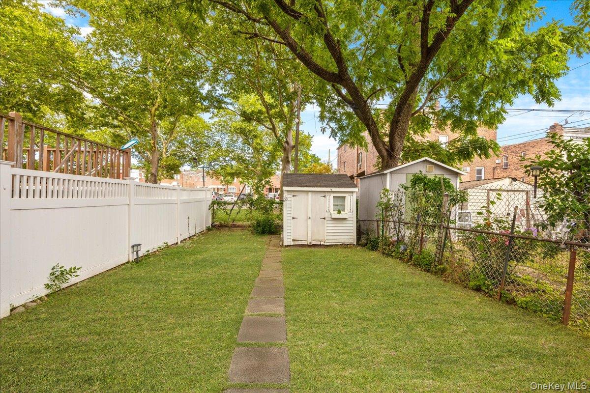 1926 Hutchinson River Parkway E # E, Bronx, NY 10461