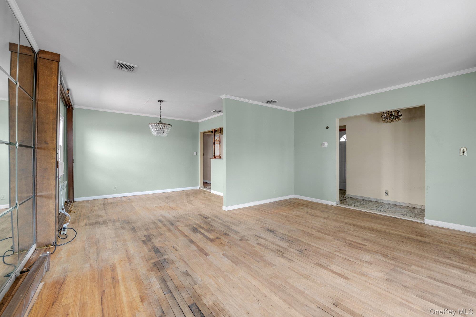 160-51 25th Drive, Flushing, NY 11358