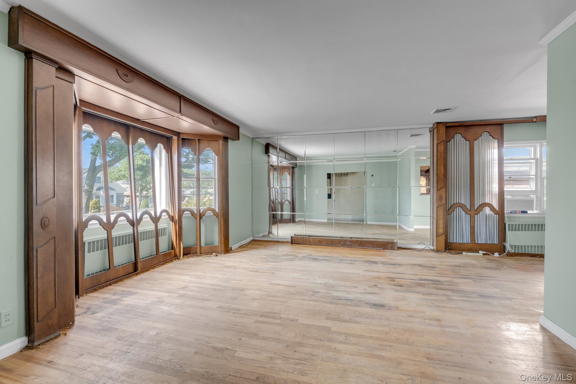 160-51 25th Drive, Flushing, NY 11358