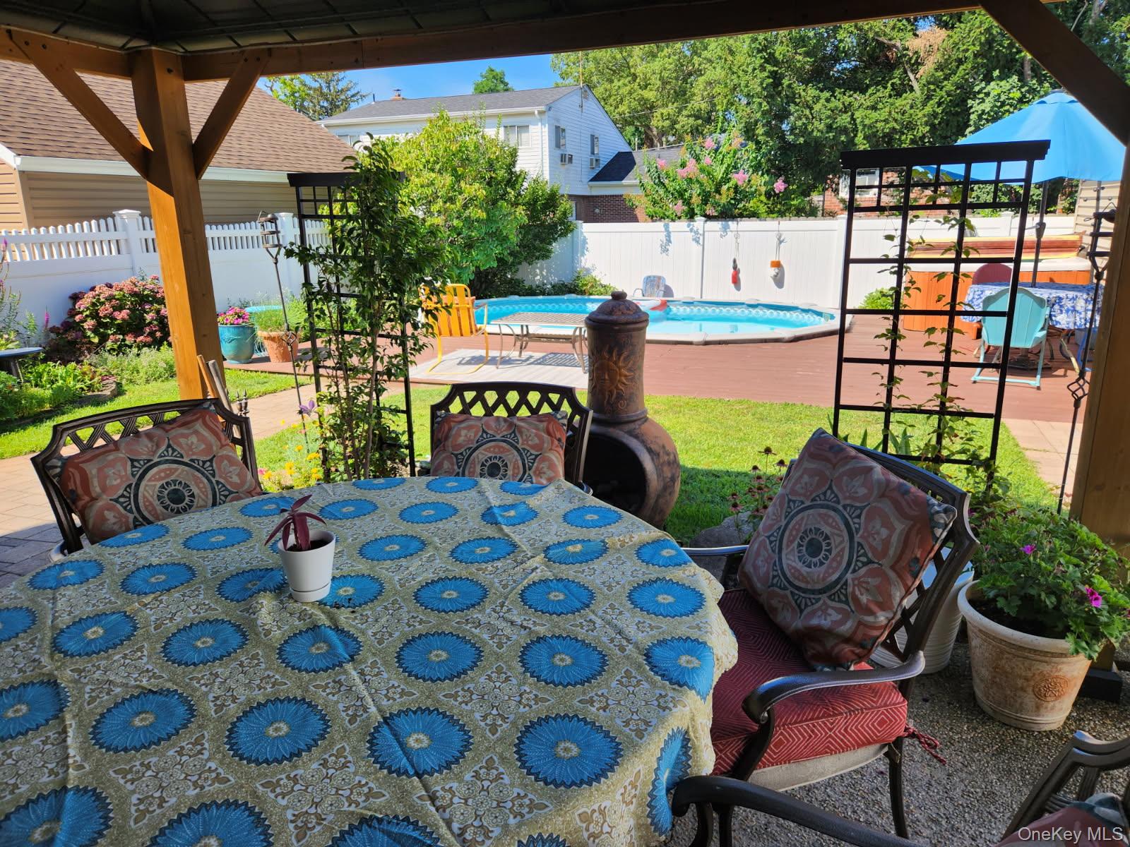 13 Metropolitan Avenue, North Bellmore, NY 11710