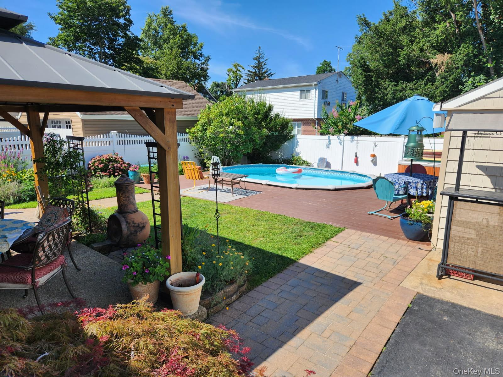 13 Metropolitan Avenue, North Bellmore, NY 11710