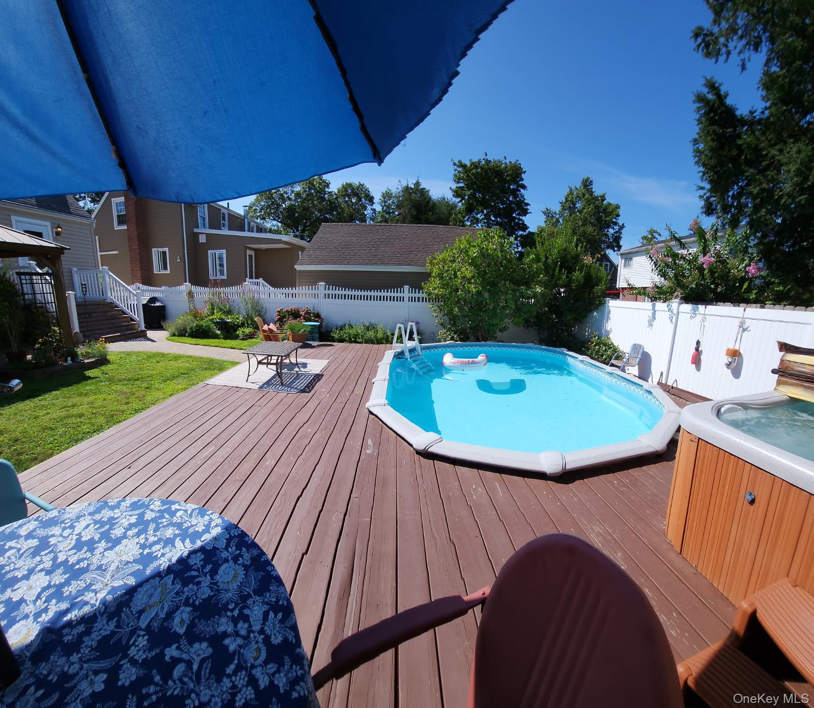 13 Metropolitan Avenue, North Bellmore, NY 11710