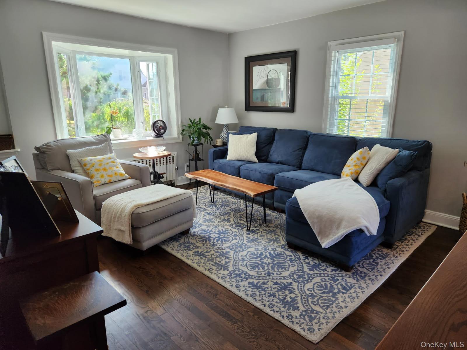 13 Metropolitan Avenue, North Bellmore, NY 11710