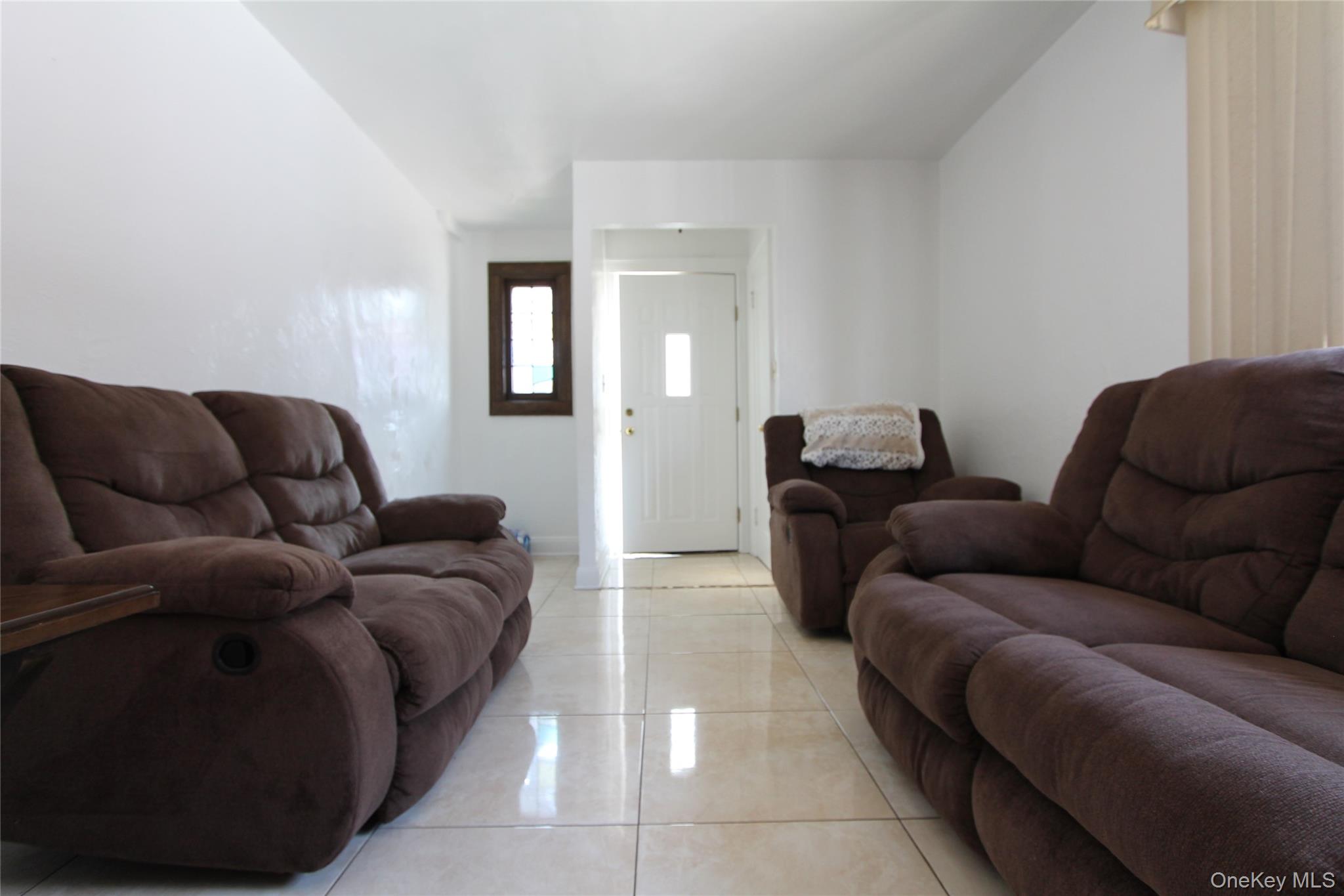 77-29 80th Street, Glendale, NY 11385