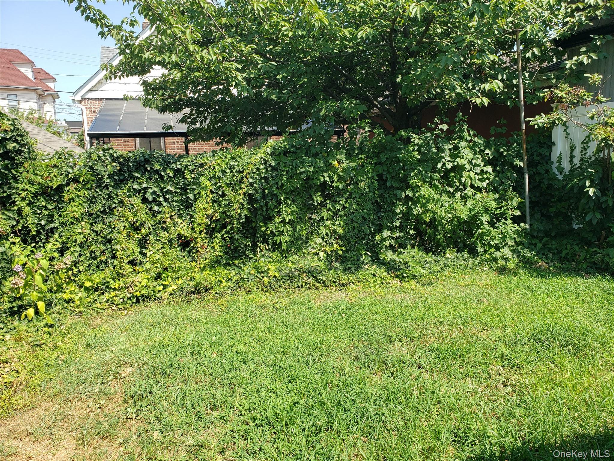 77-29 80th Street, Glendale, NY 11385