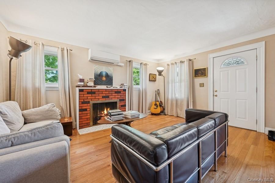 537 Madison Avenue, West Hempstead, NY 11552