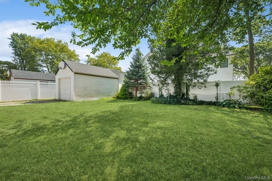 537 Madison Avenue, West Hempstead, NY 11552