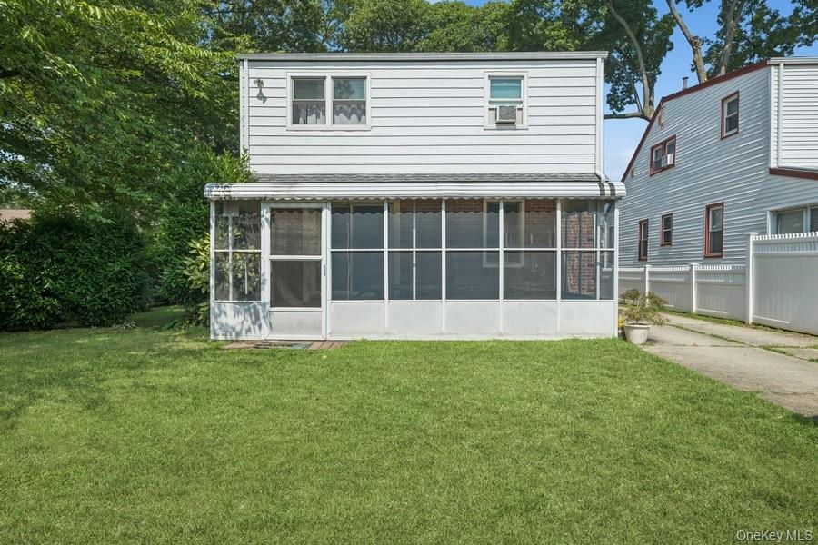 537 Madison Avenue, West Hempstead, NY 11552