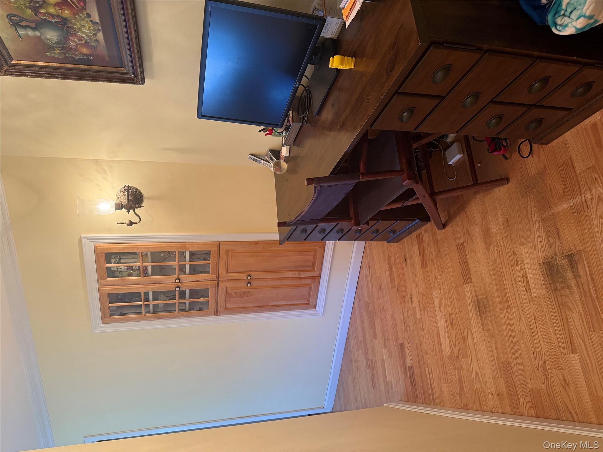 780 W Broadway # 2D, Long Beach, NY 11561