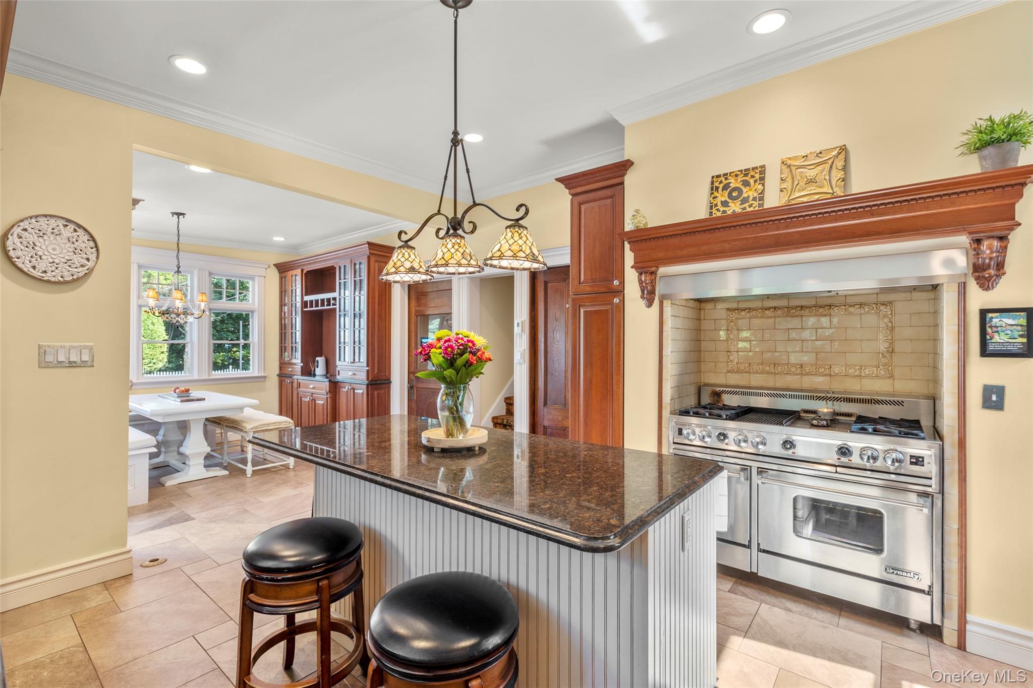 38 Cedar Street, Stony Brook, NY 11790