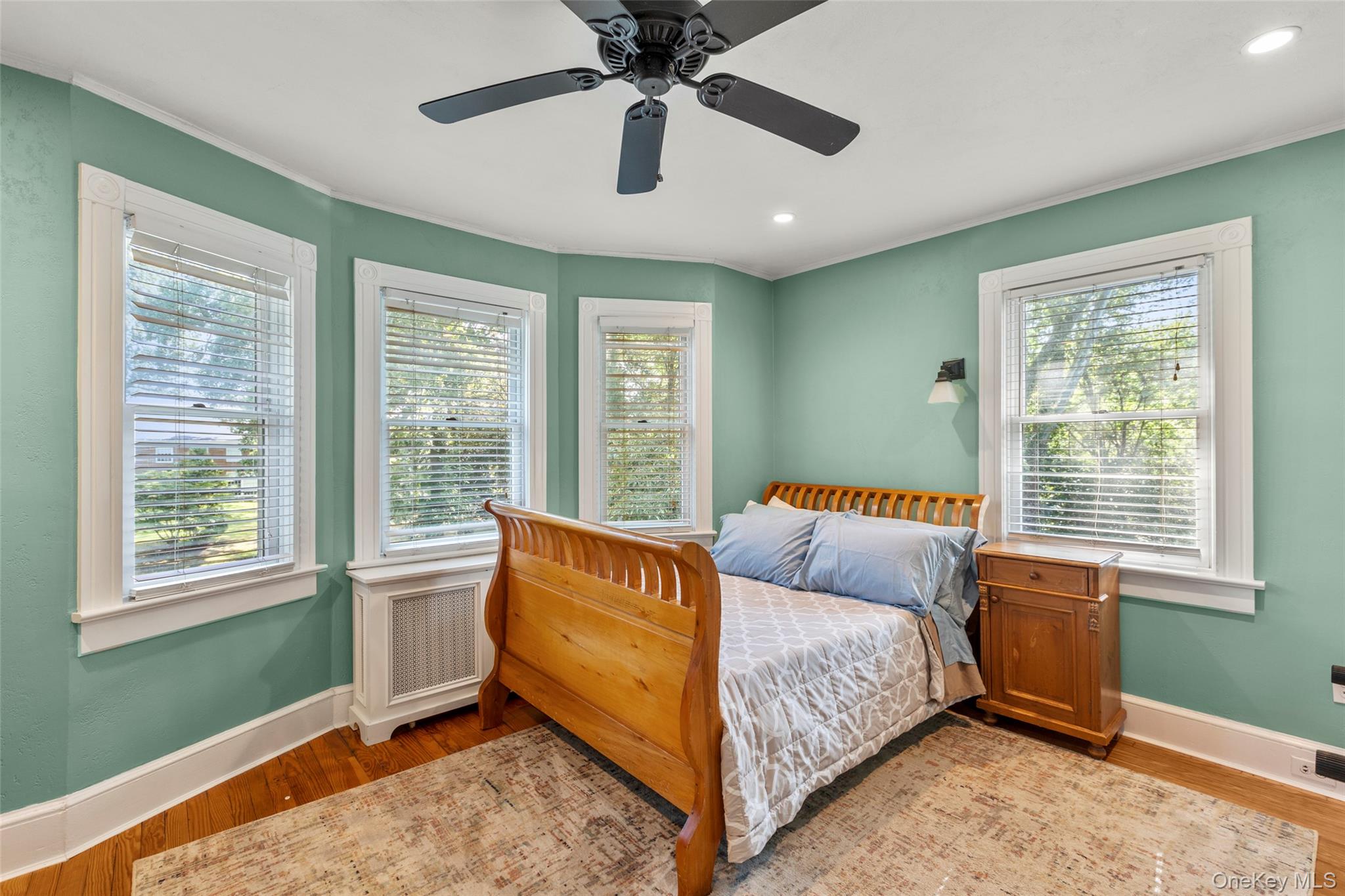 38 Cedar Street, Stony Brook, NY 11790