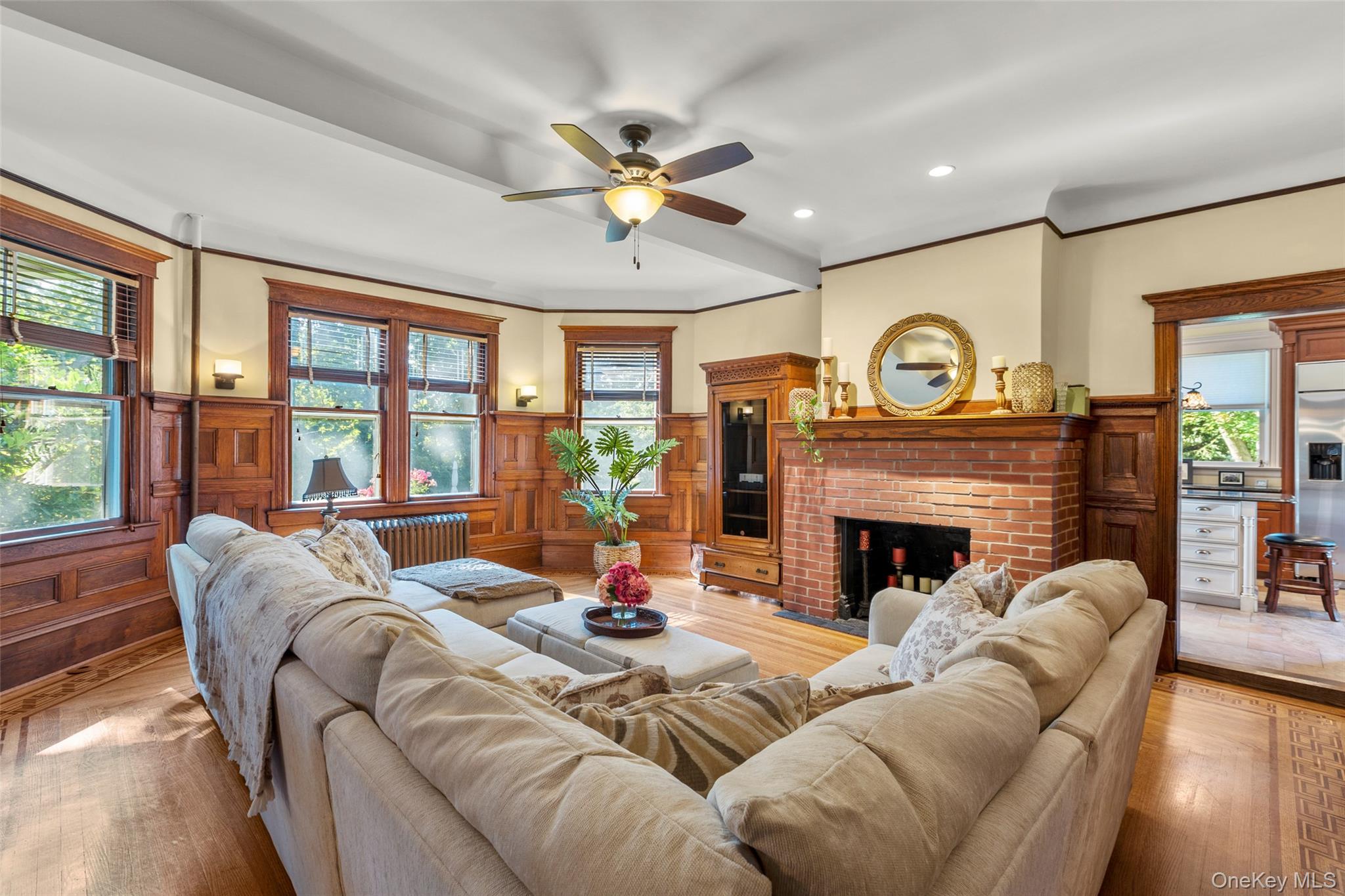 38 Cedar Street, Stony Brook, NY 11790