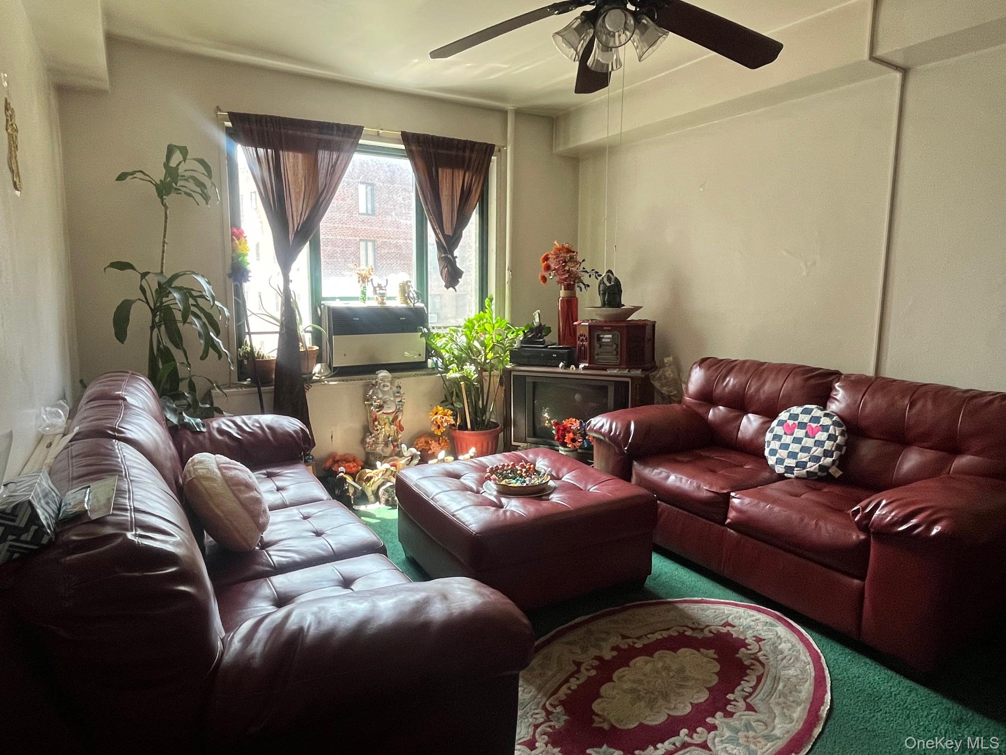 11 Metropolitan Oval # 6E, Bronx, NY 10462