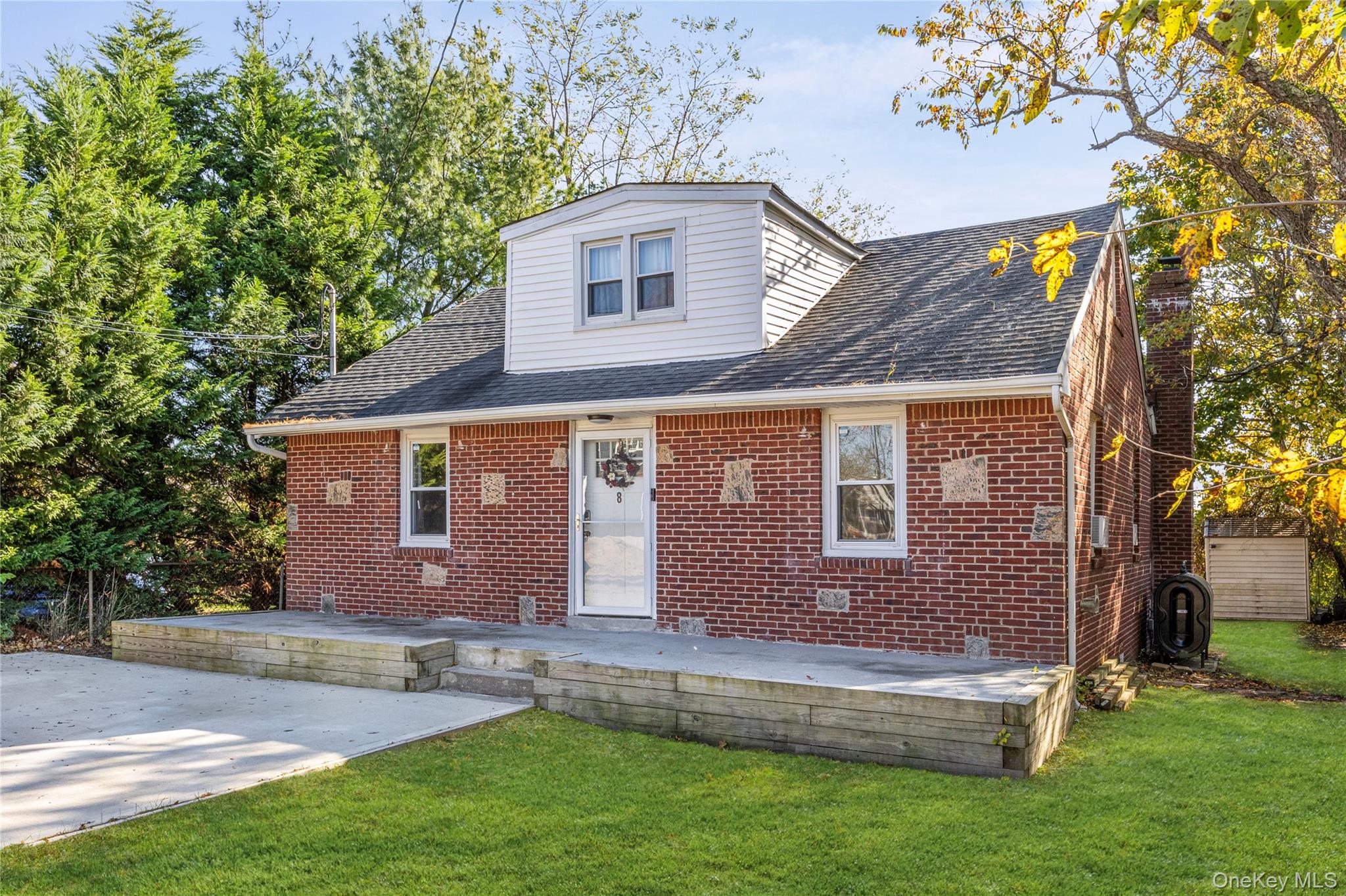 8 Edgewater Drive, Mastic Beach, NY 11951