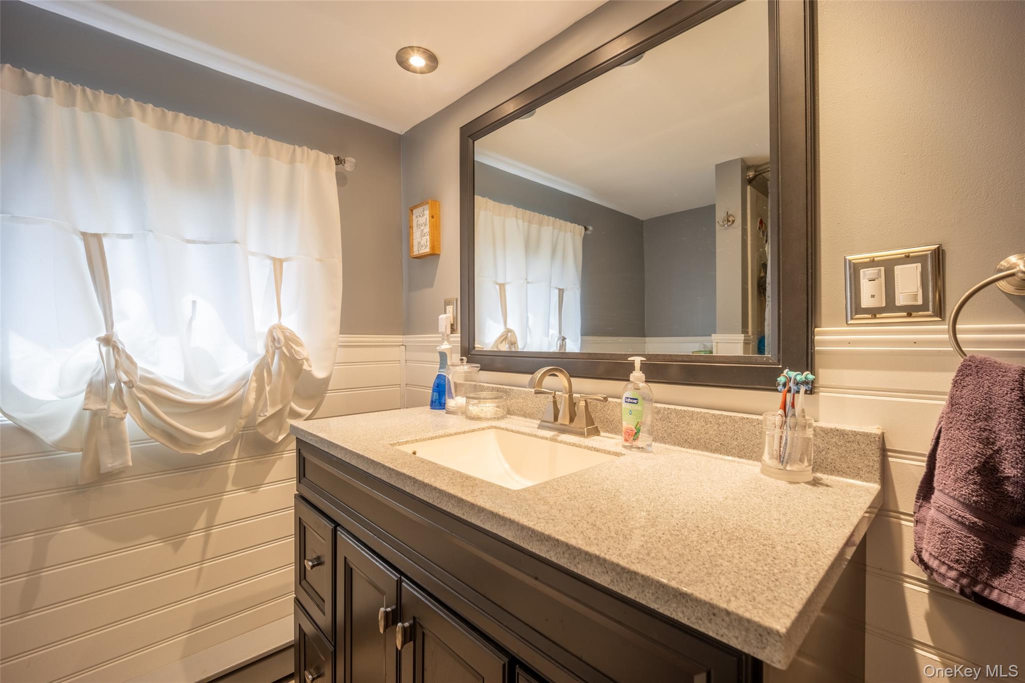 54 North Avenue, Pleasant Valley, NY 12569