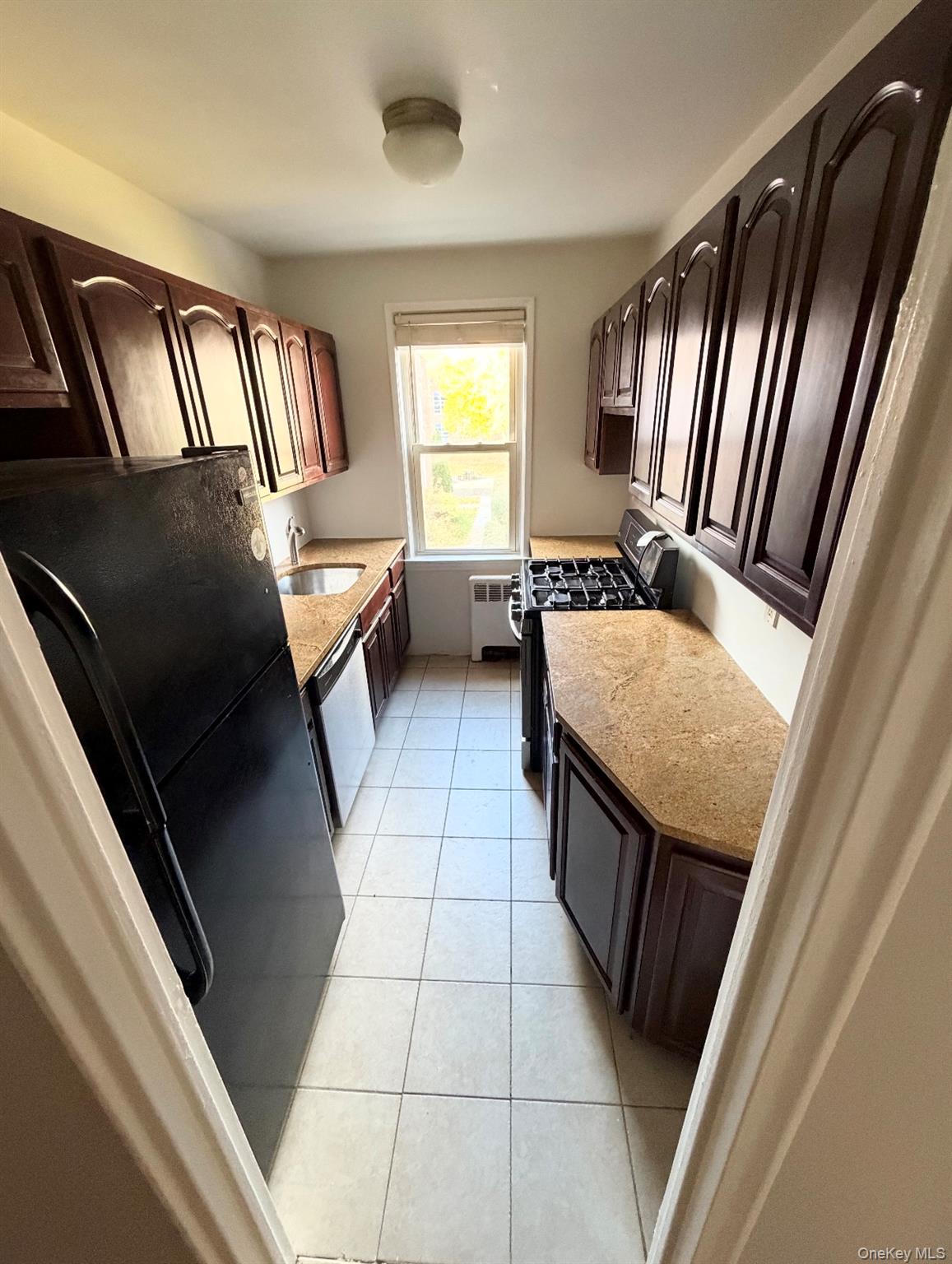 1537 Central Park Avenue # #E8, Yonkers, NY 10710