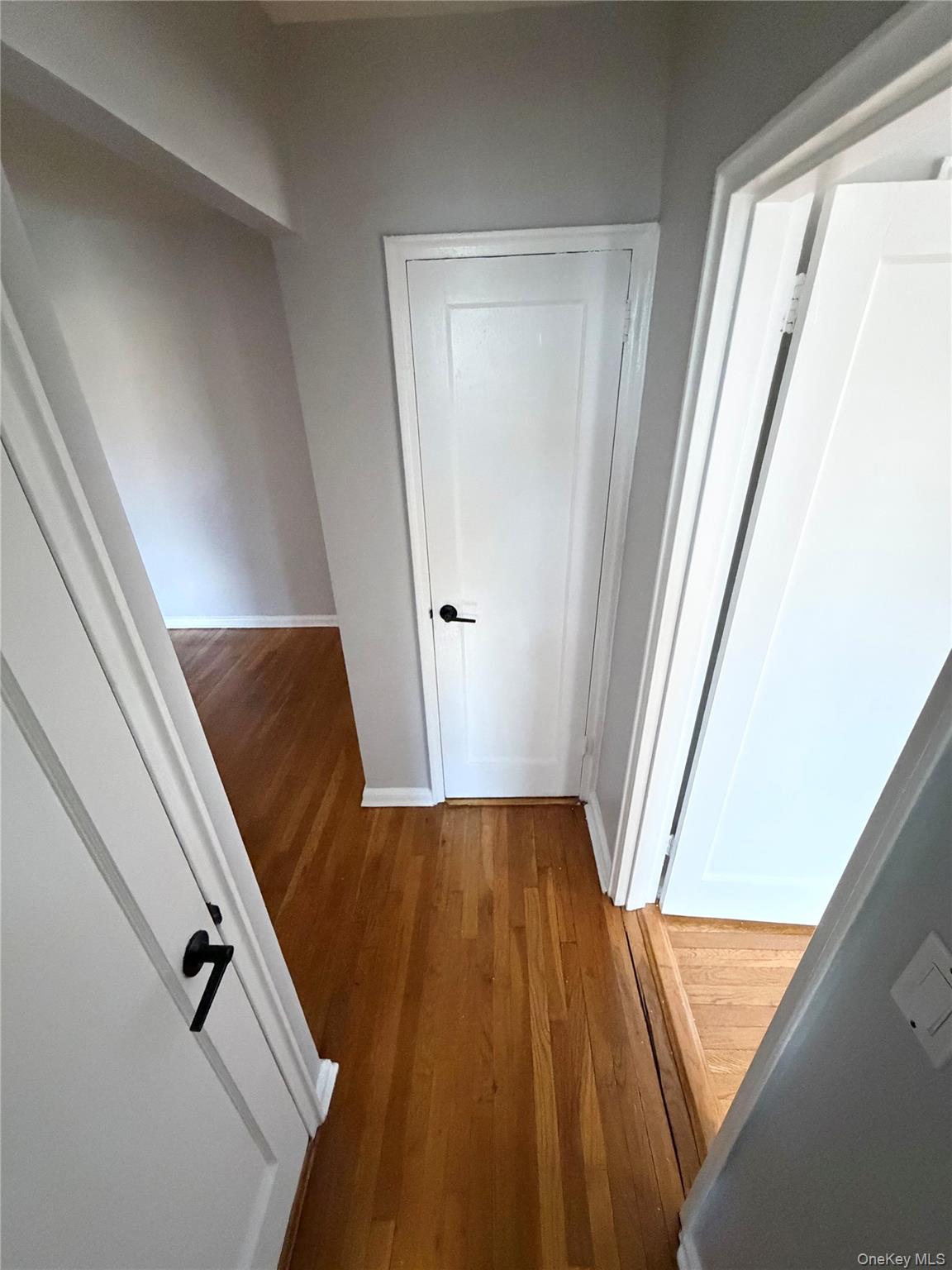 1537 Central Park Avenue # #E8, Yonkers, NY 10710