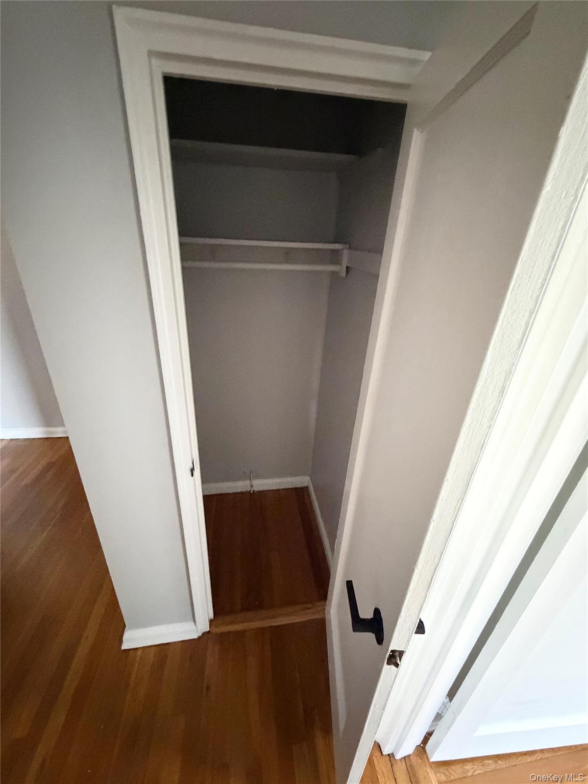 1537 Central Park Avenue # #E8, Yonkers, NY 10710