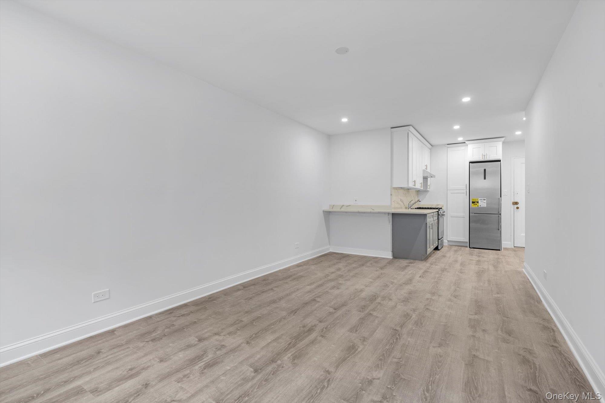 63-89 Saunders Street # 6-C, Rego Park, NY 11374