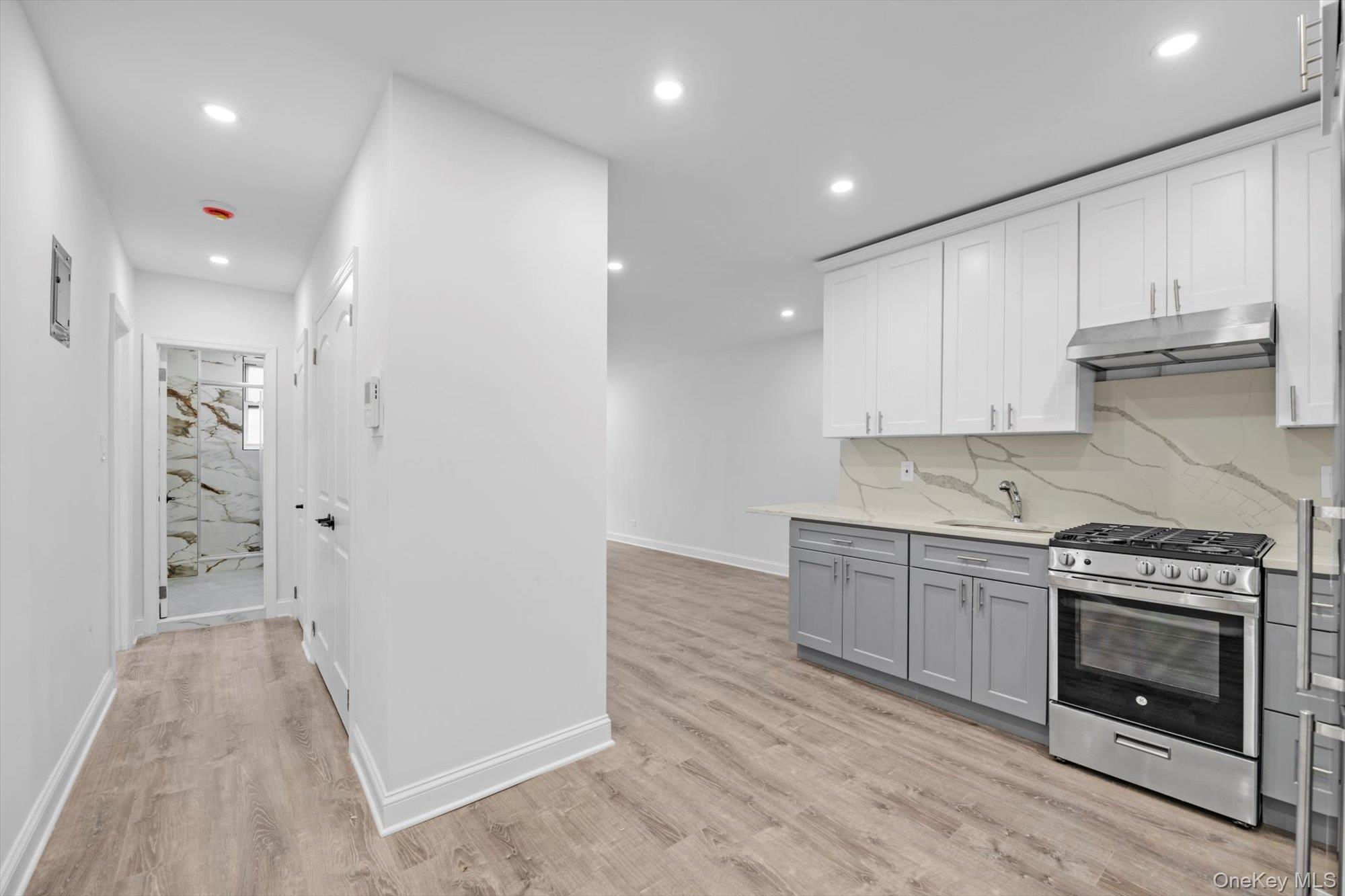 63-89 Saunders Street # 6-C, Rego Park, NY 11374