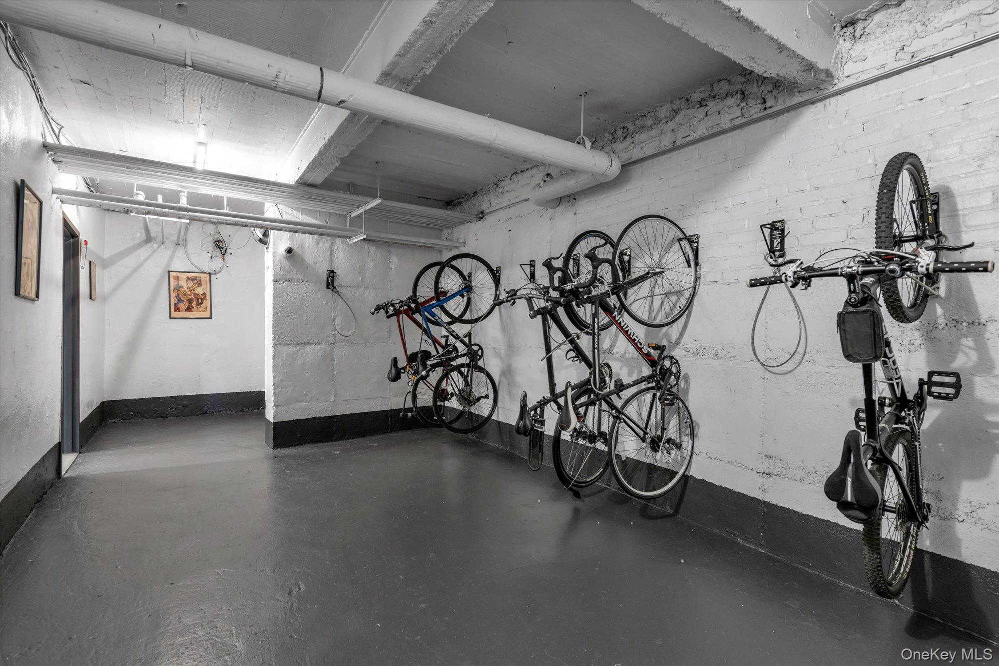 63-89 Saunders Street # 6-C, Rego Park, NY 11374