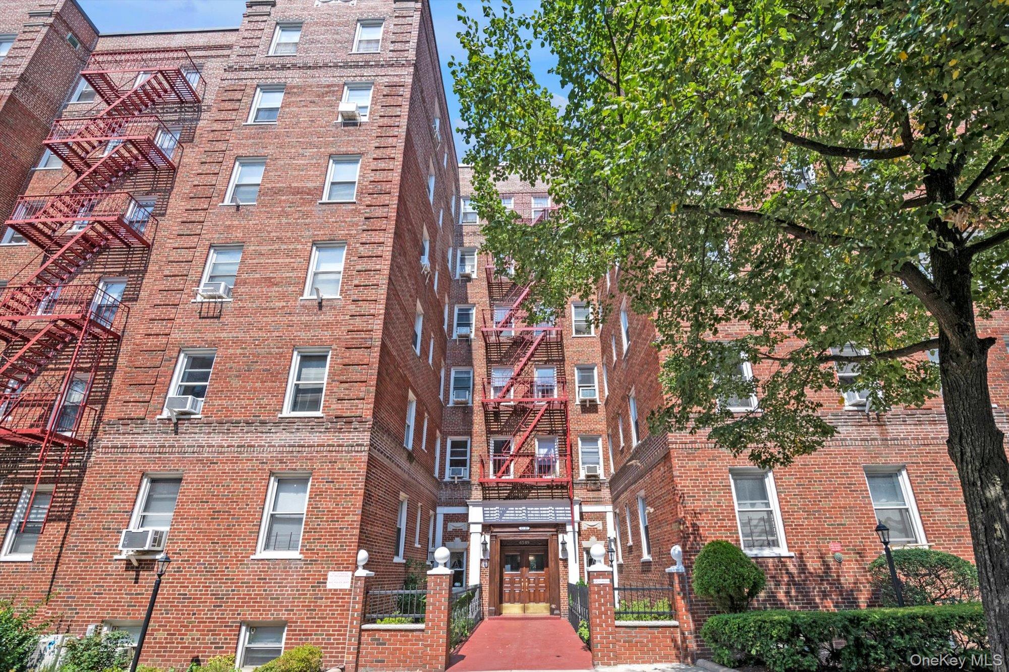 63-89 Saunders Street # 6-C, Rego Park, NY 11374