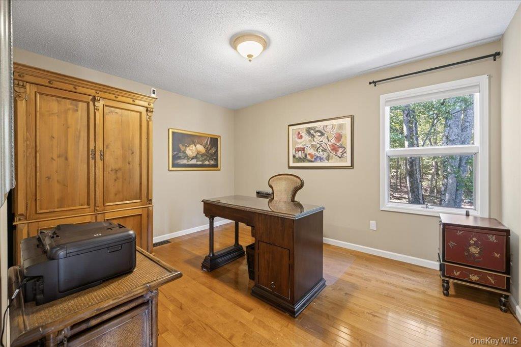 5 Surrey Street, Rock Hill, NY 12775