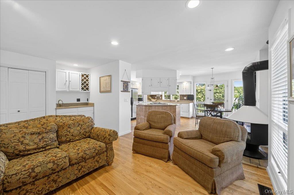 5 Surrey Street, Rock Hill, NY 12775