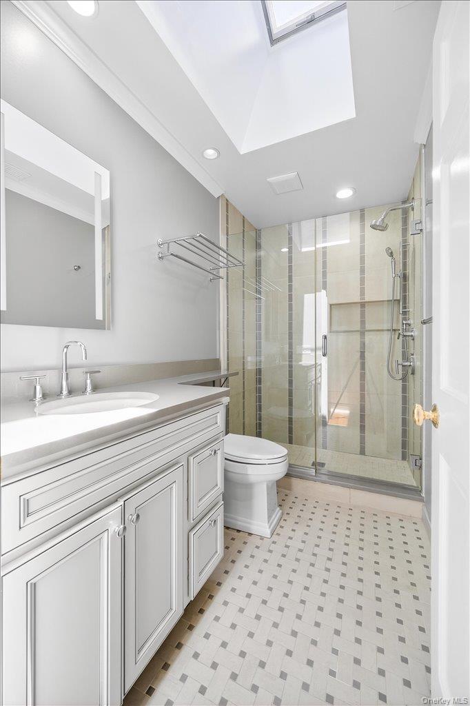 5 Surrey Street, Rock Hill, NY 12775