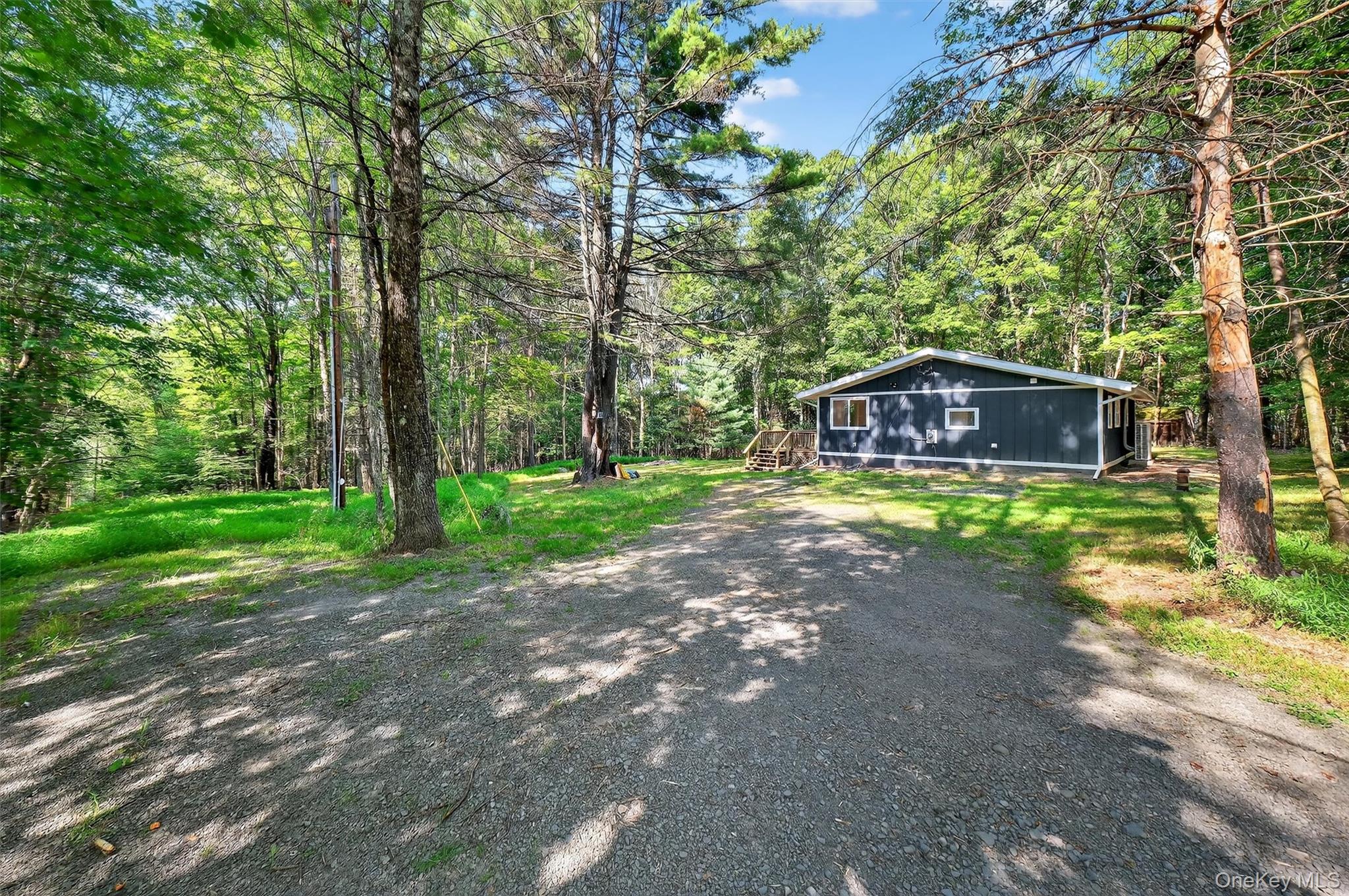 42 Markle Road, Kerhonkson, NY 12446