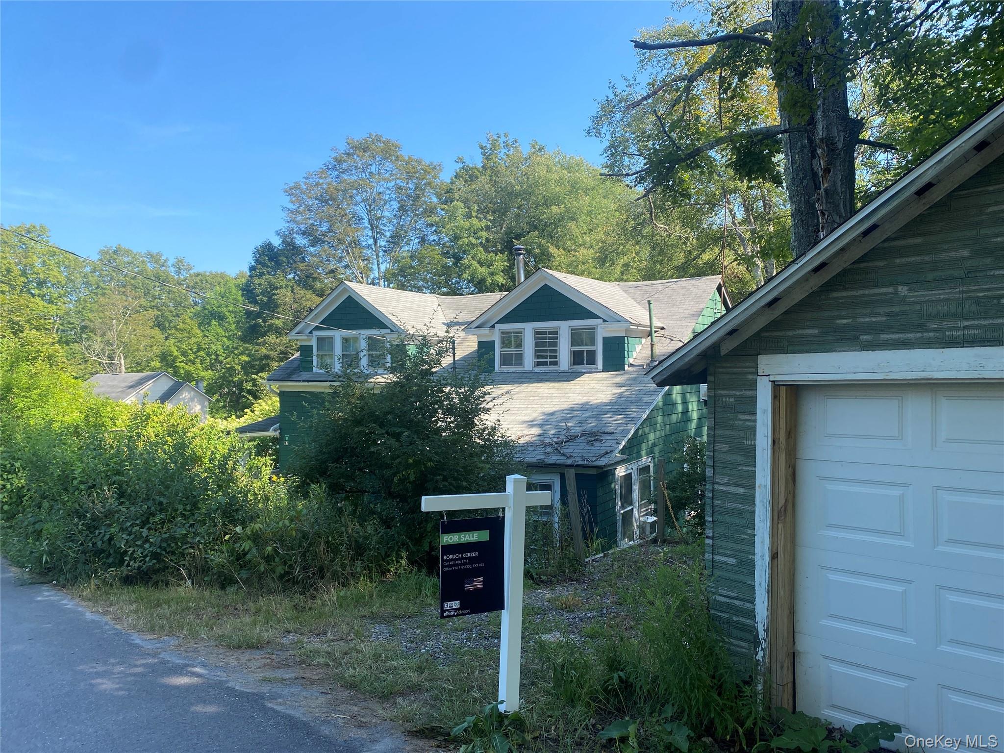 27 Lake View Avenue, Tannersville, NY 12485