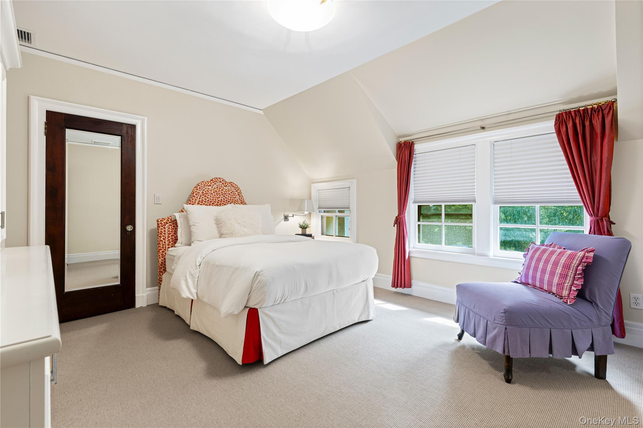 3 Walworth Avenue, Scarsdale, NY 10583