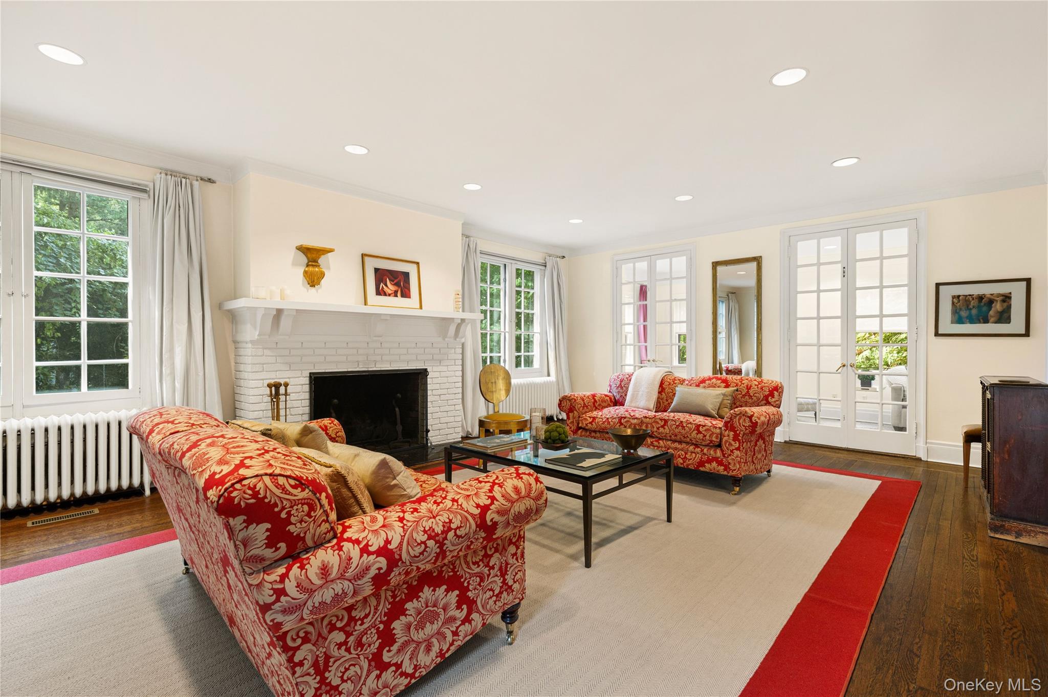 3 Walworth Avenue, Scarsdale, NY 10583