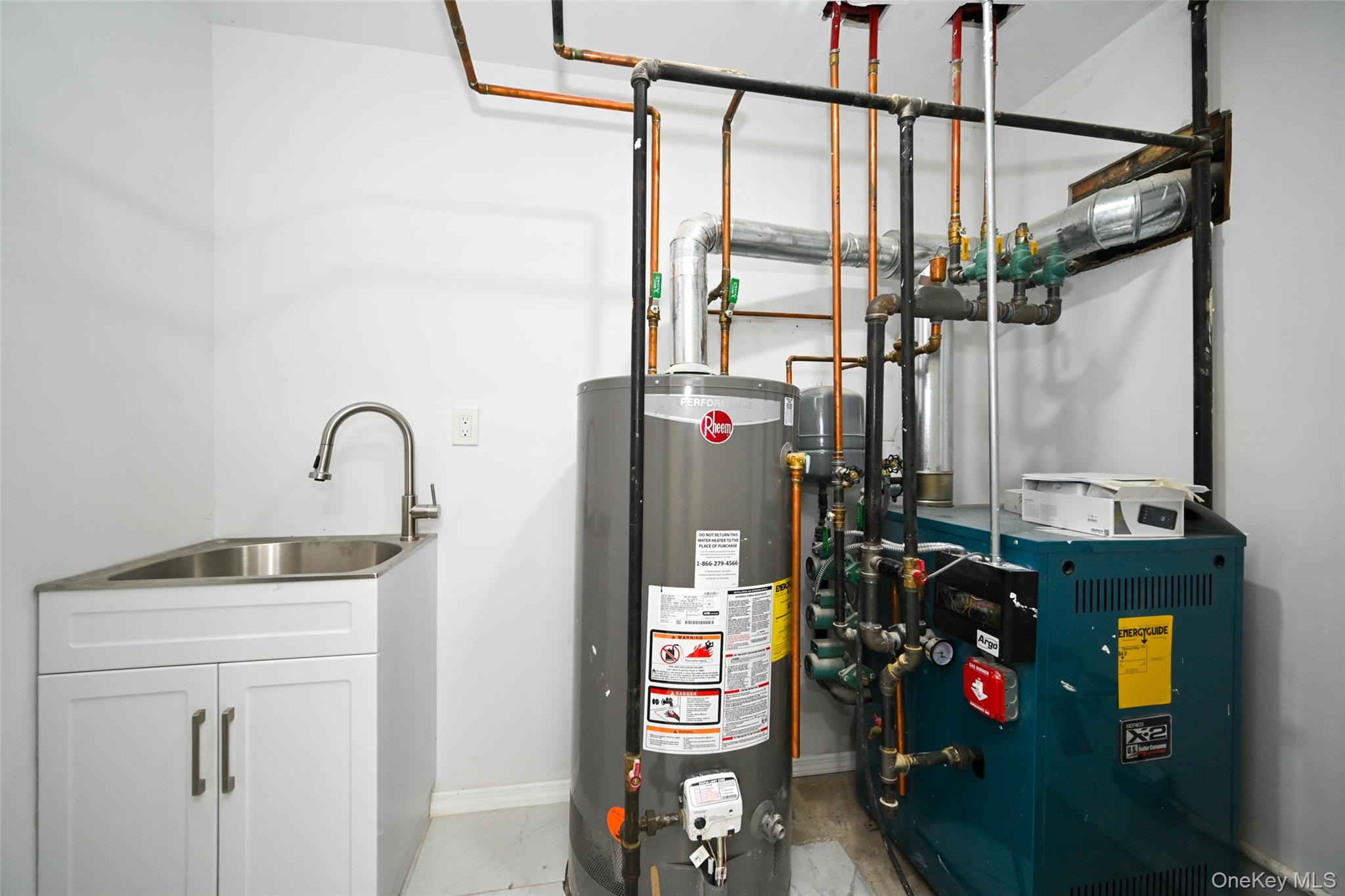 1061 Fordham Lane, Woodmere, NY 11598