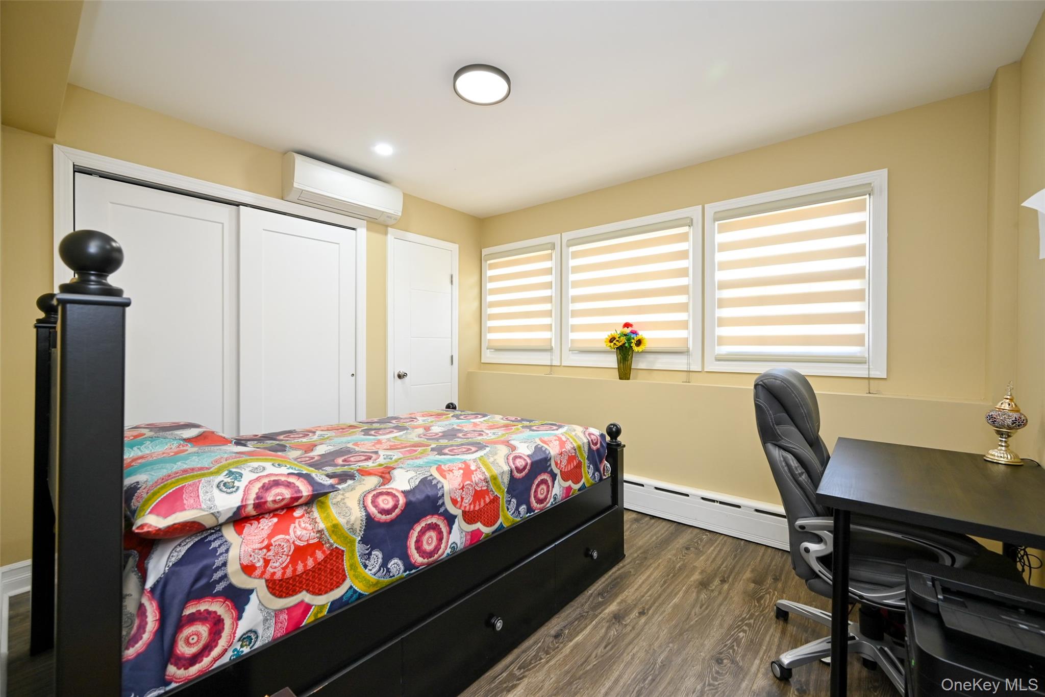 1061 Fordham Lane, Woodmere, NY 11598