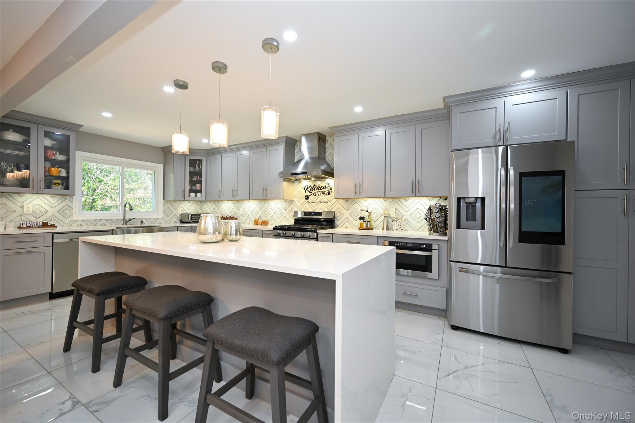 1061 Fordham Lane, Woodmere, NY 11598