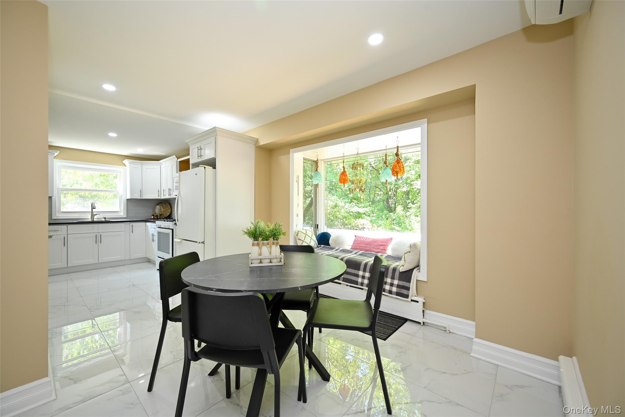 1061 Fordham Lane, Woodmere, NY 11598