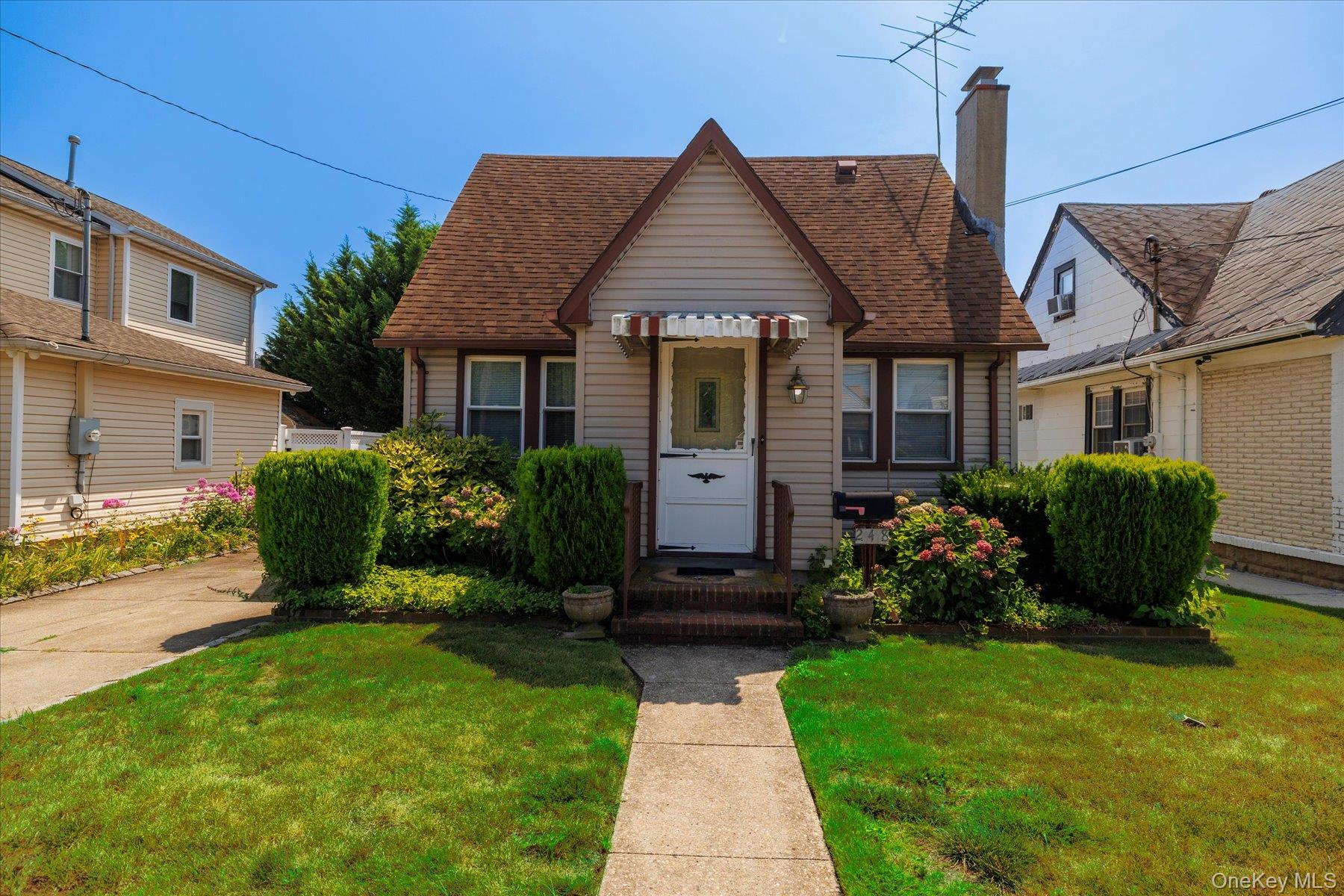 248 New York Avenue, Oceanside, NY 11572