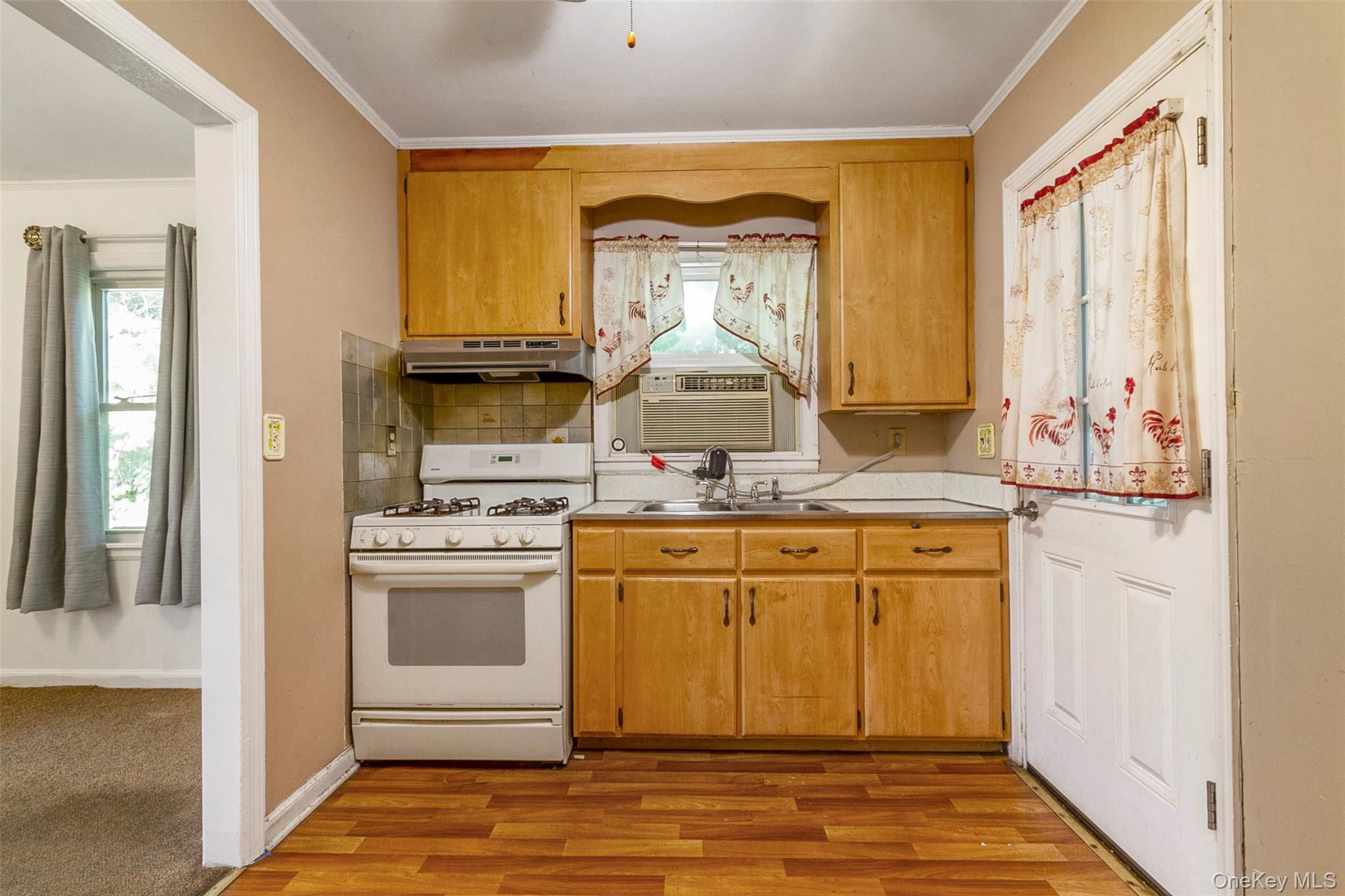 23 Smith Street, Fishkill, NY 12524