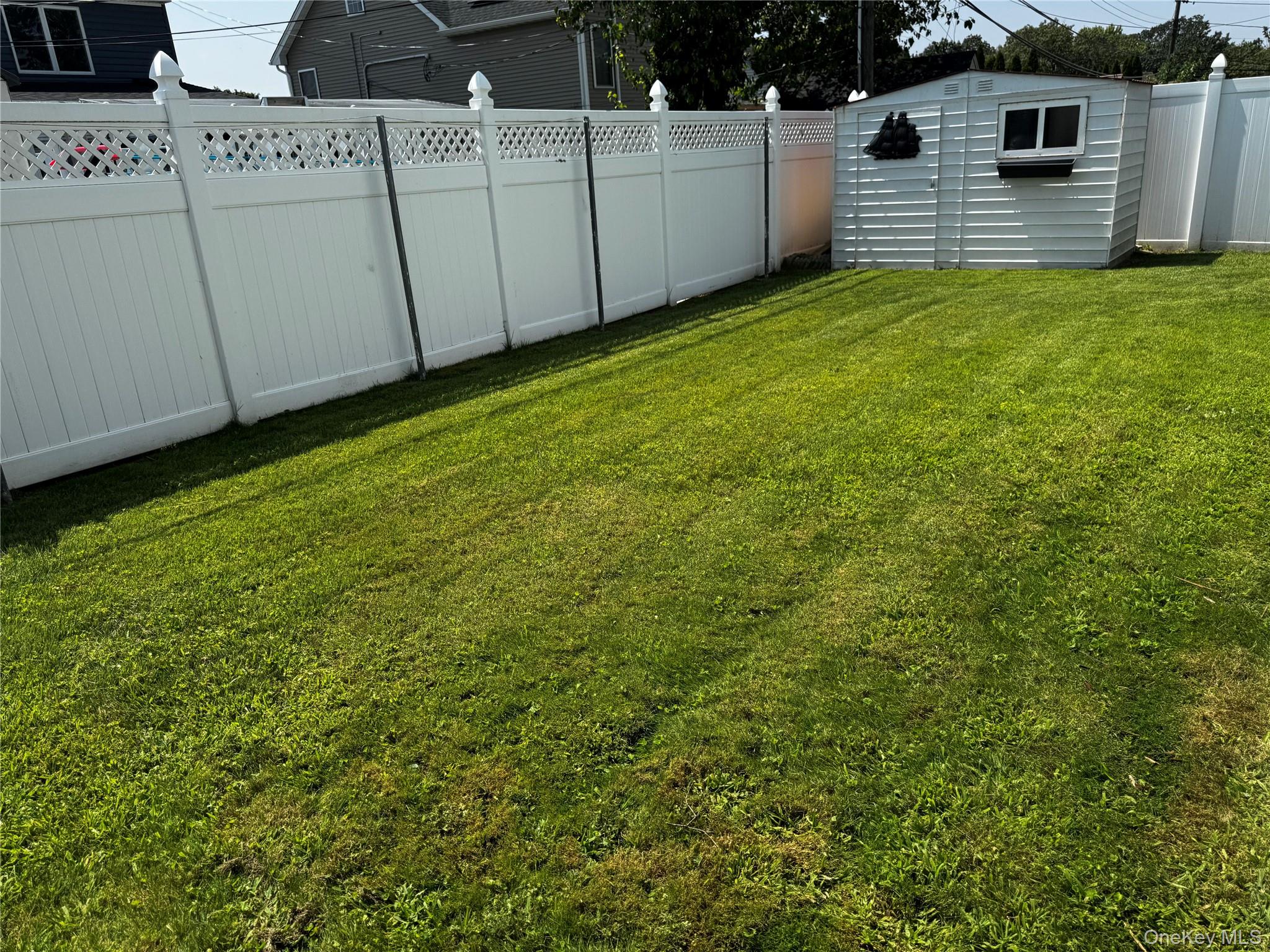 12 Elves Lane, Levittown, NY 11756