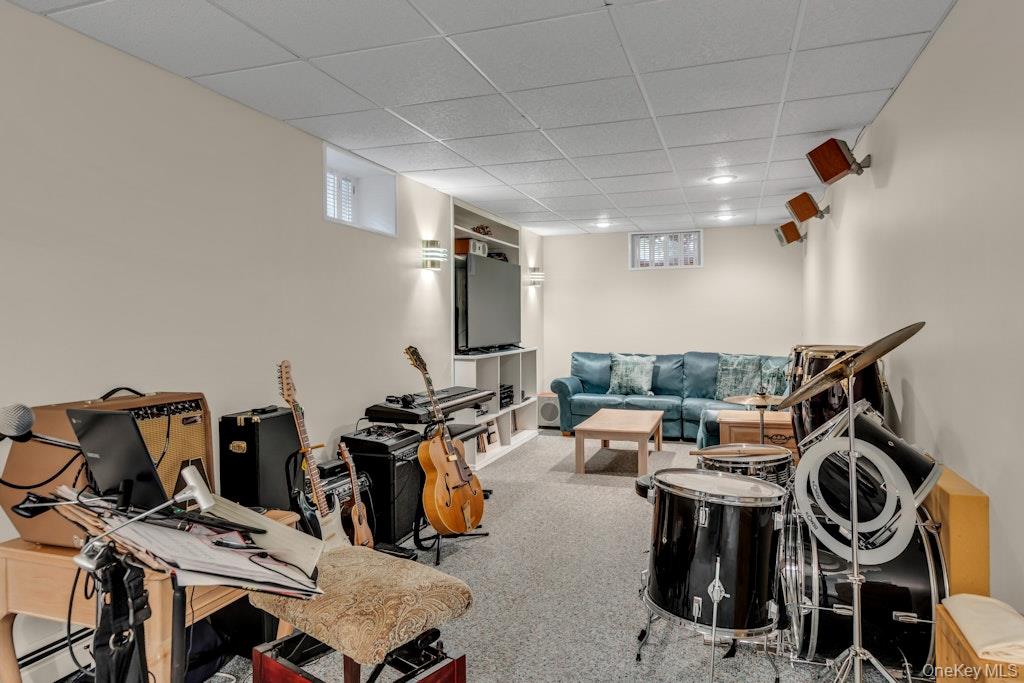 1 Damaris Court, Bayport, NY 11705