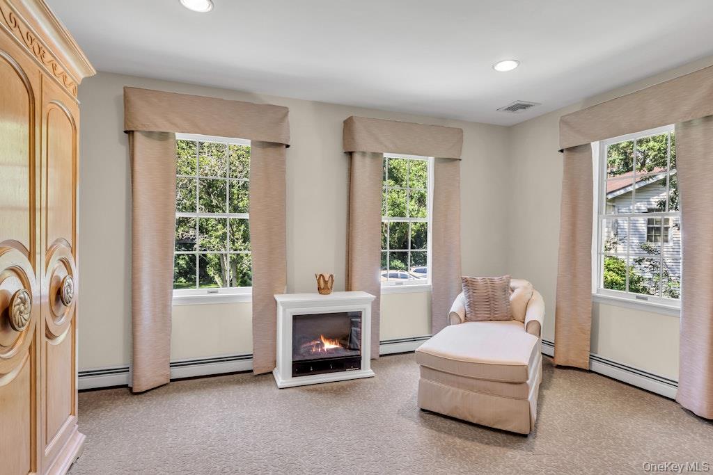 1 Damaris Court, Bayport, NY 11705