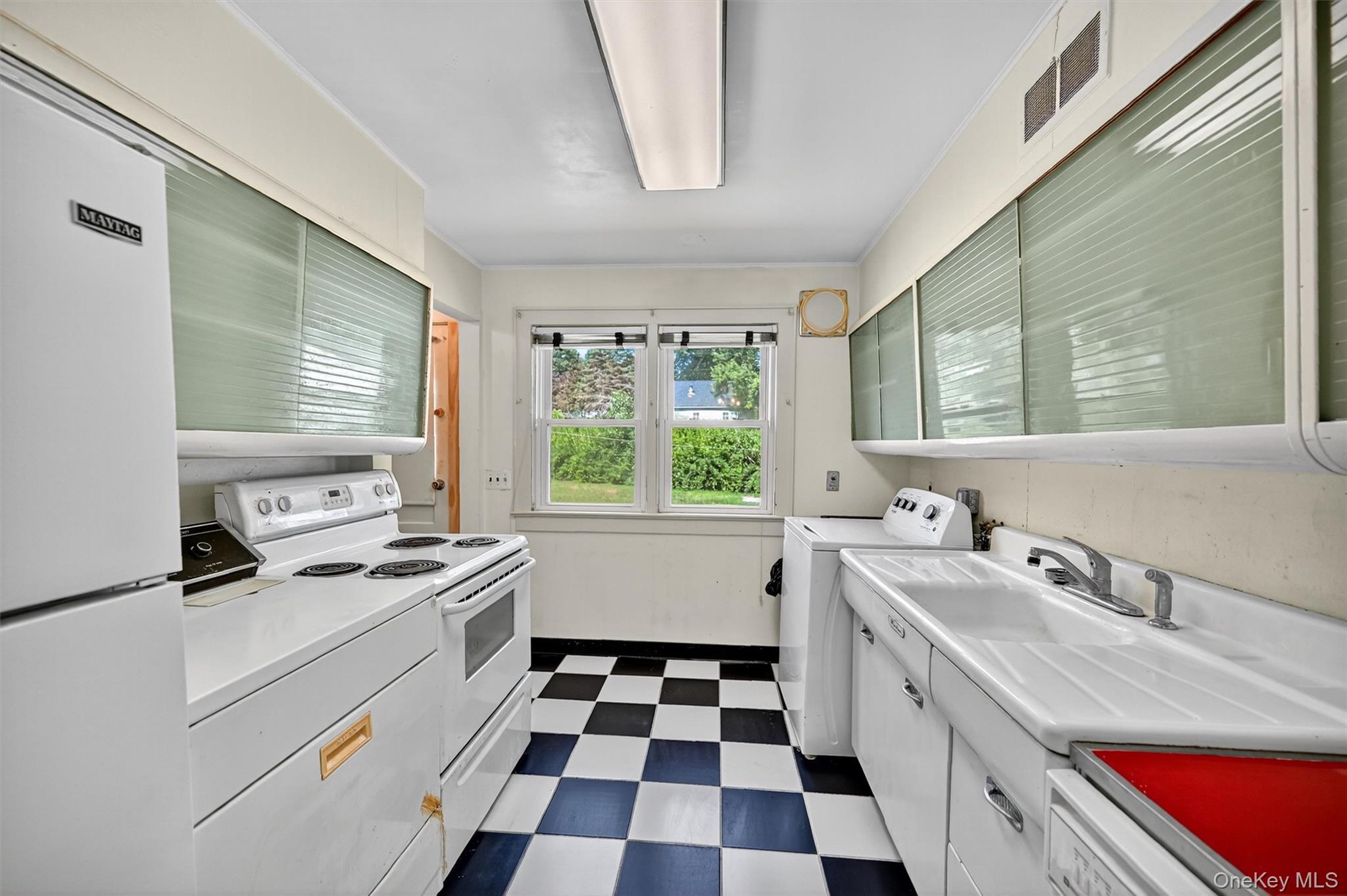 111 Apple Lane Drive, Middletown, NY 10940